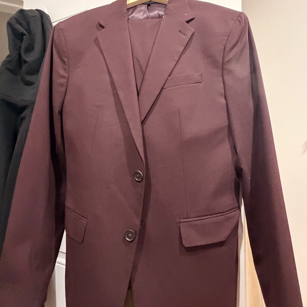 Banana Republic Men's Tailored Sport Coat in Deep Wine